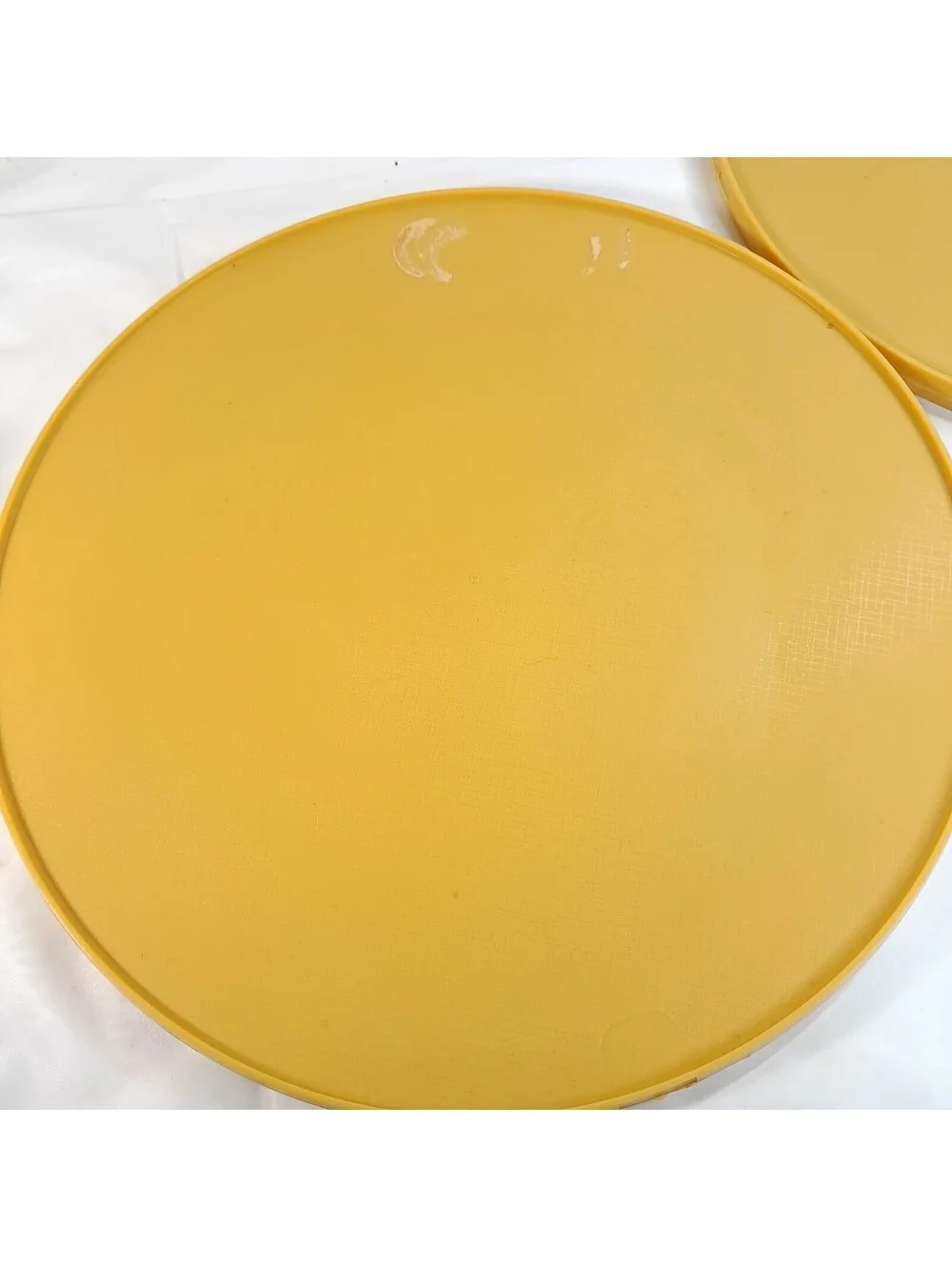 Rubbermaid Harvest Gold Plastic Lazy Susan set 2 #JB1 2709 1970's 10.5
